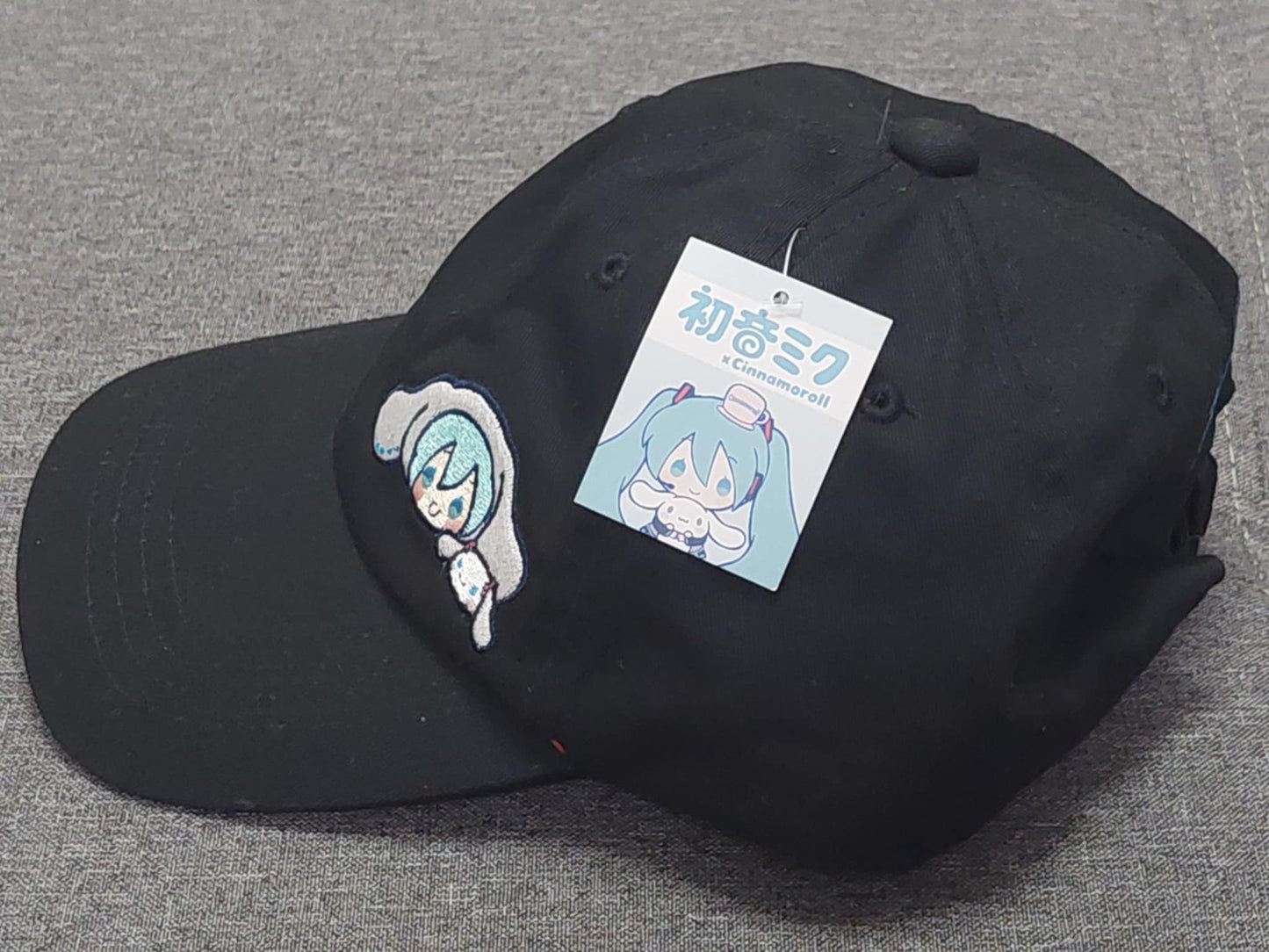 Hatsune Miku x Sanrio Cinnamoroll Collab (Black Cap)